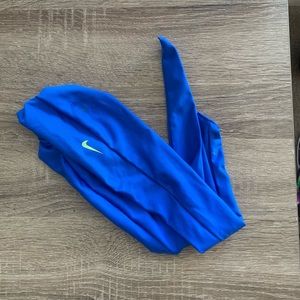 Nike headband